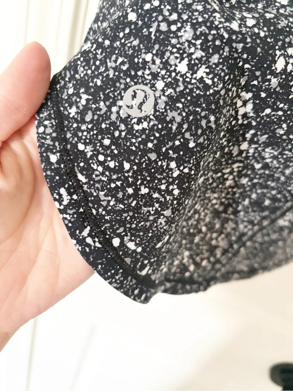 XS • lululemon Women’s Black Speckled Mesh Yoke Tank Top